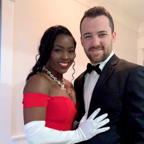 Long Red off shoulder Windsor dress size small - Picture 6 of 7